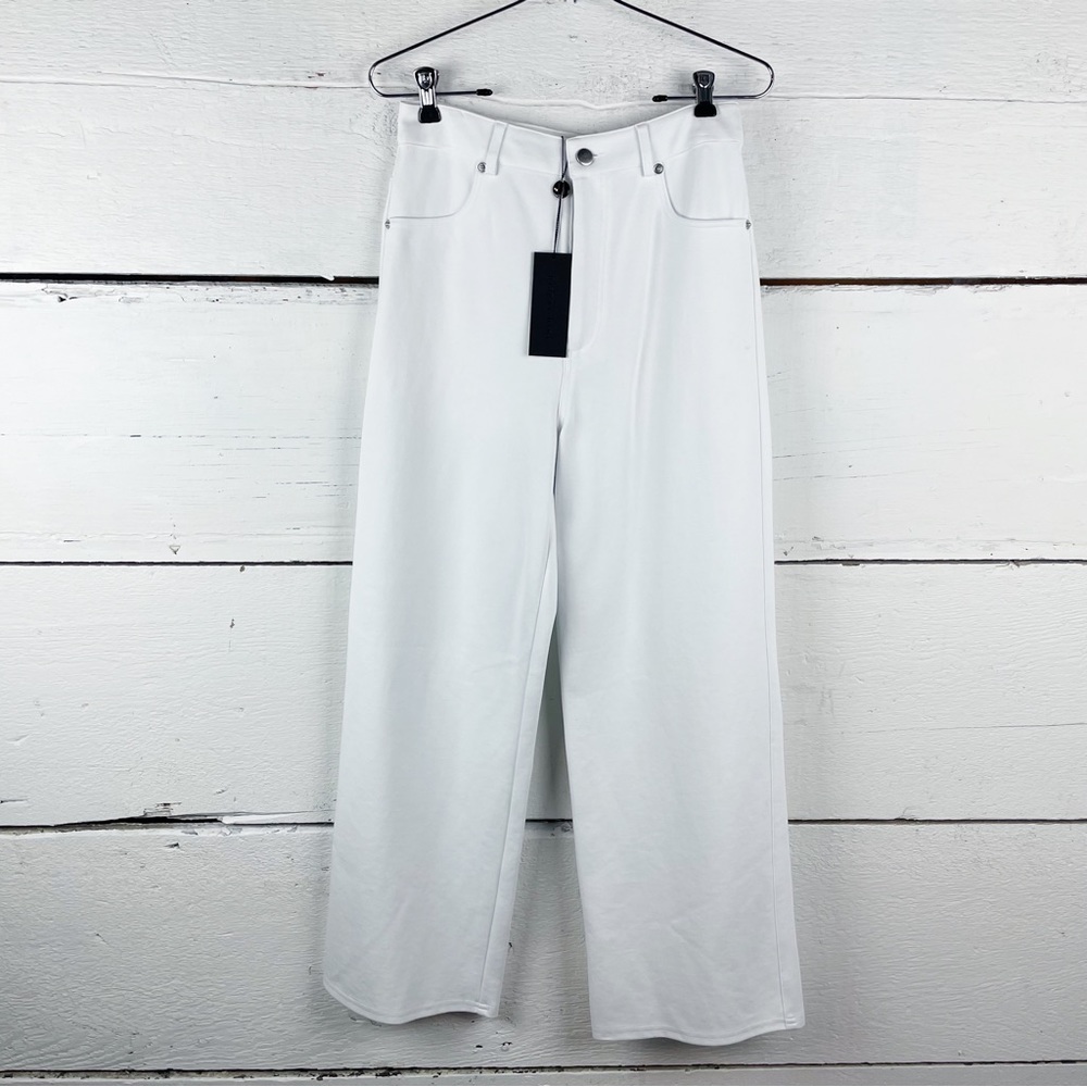 Gianni bini Samantha Ponte Flat Front Cropped Pants - Picture 6 of 7